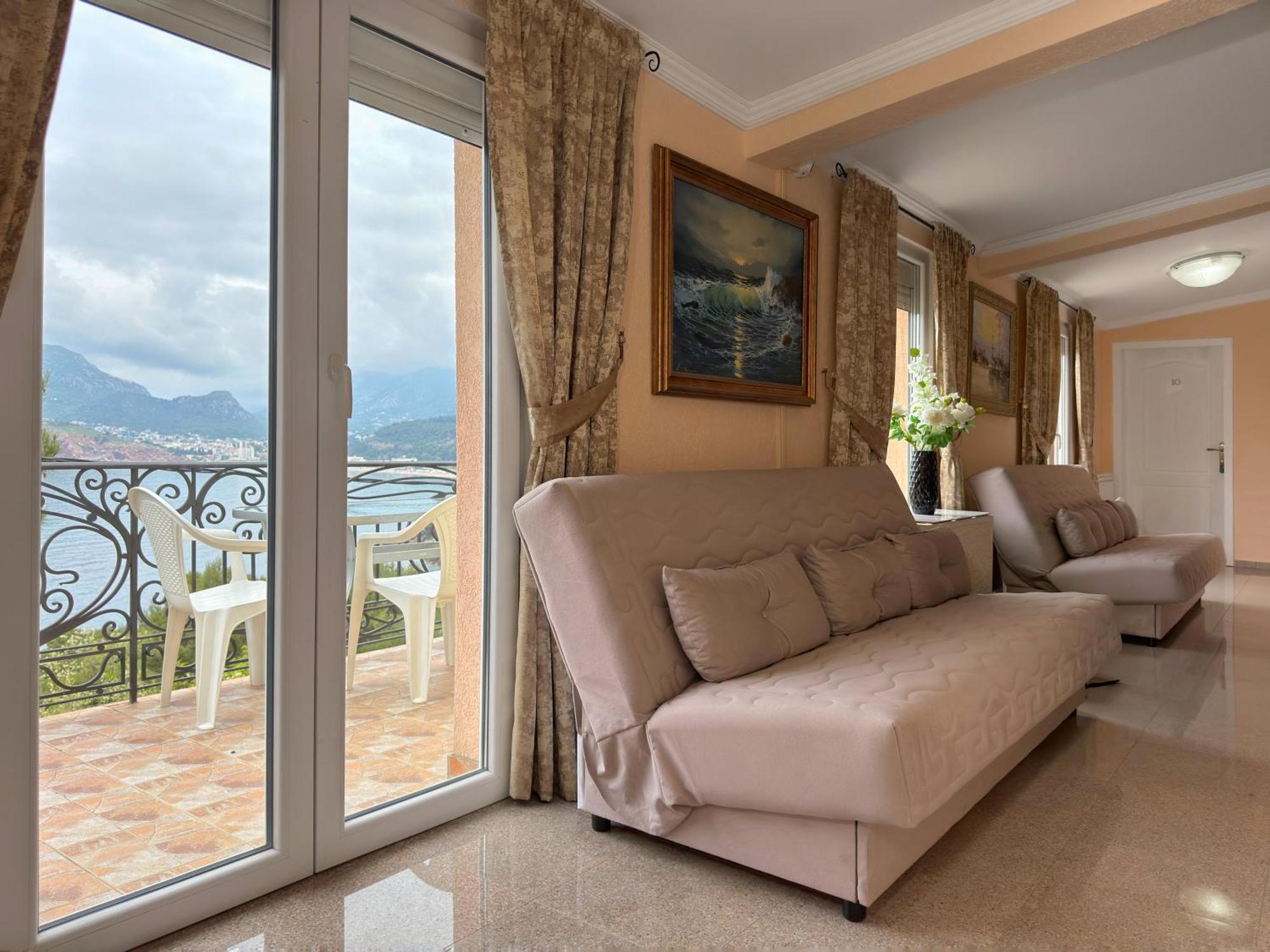 Vila Tara Сутоморе Экстерьер фото
