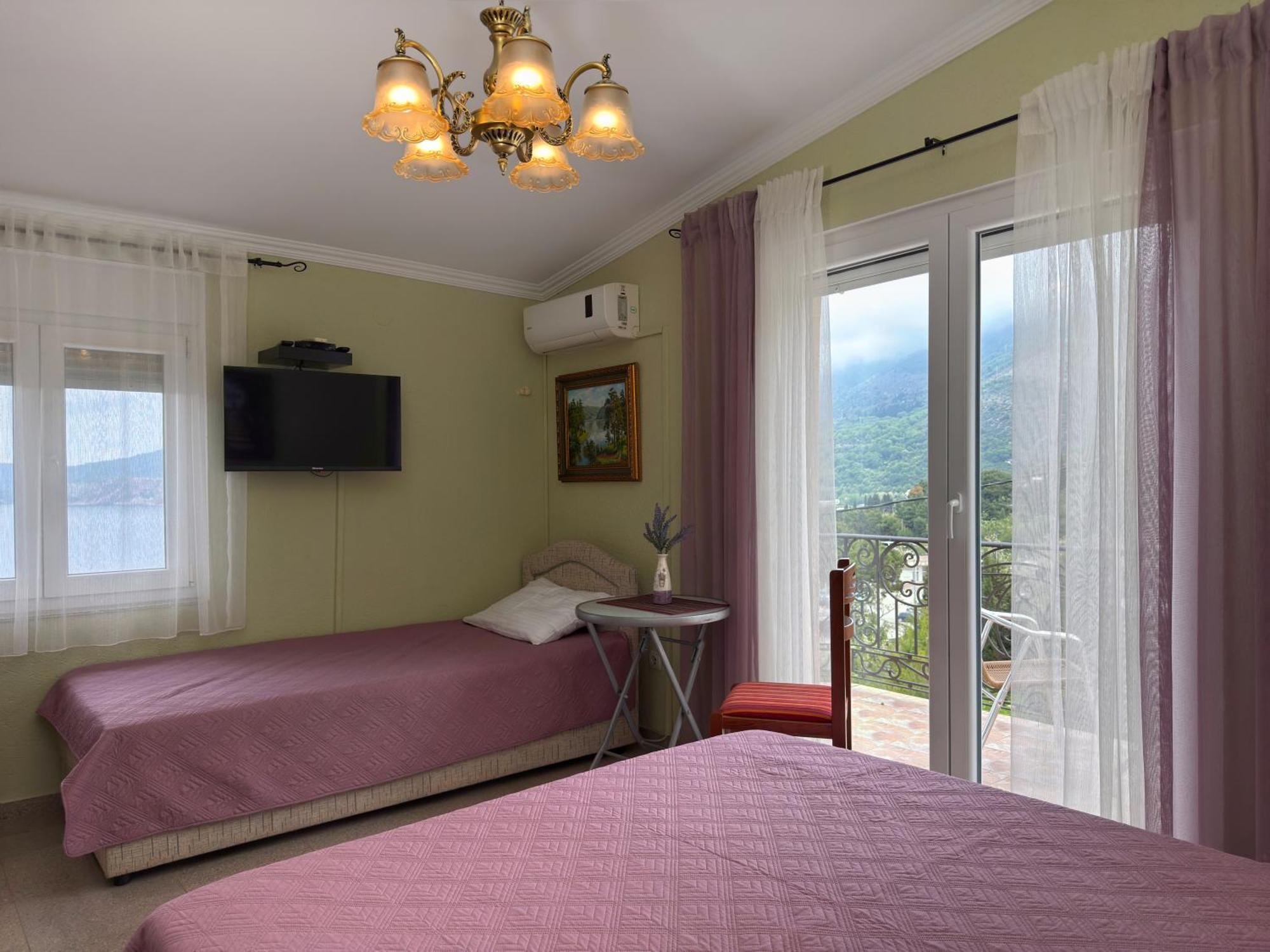 Vila Tara Сутоморе Экстерьер фото