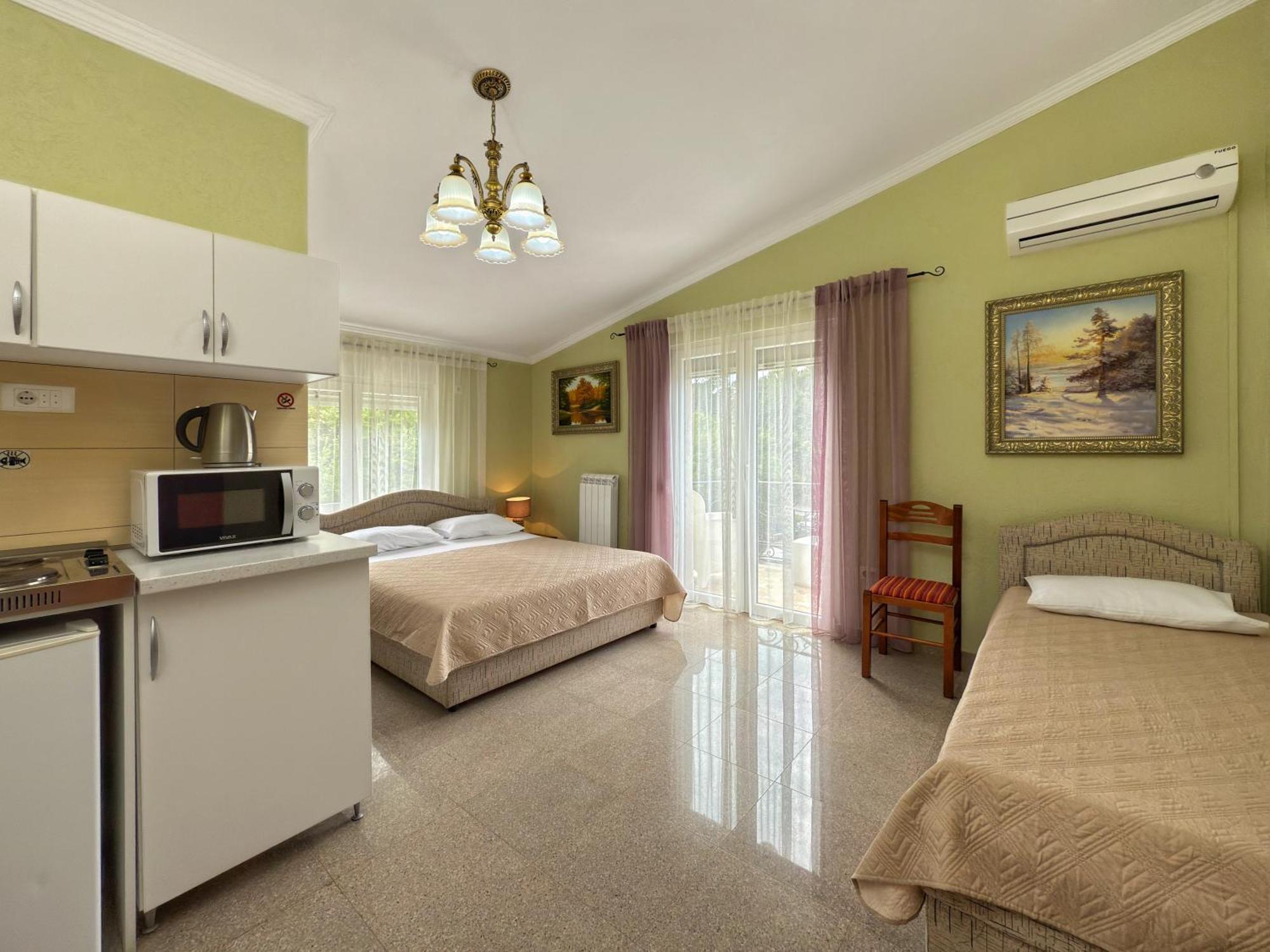 Vila Tara Сутоморе Экстерьер фото