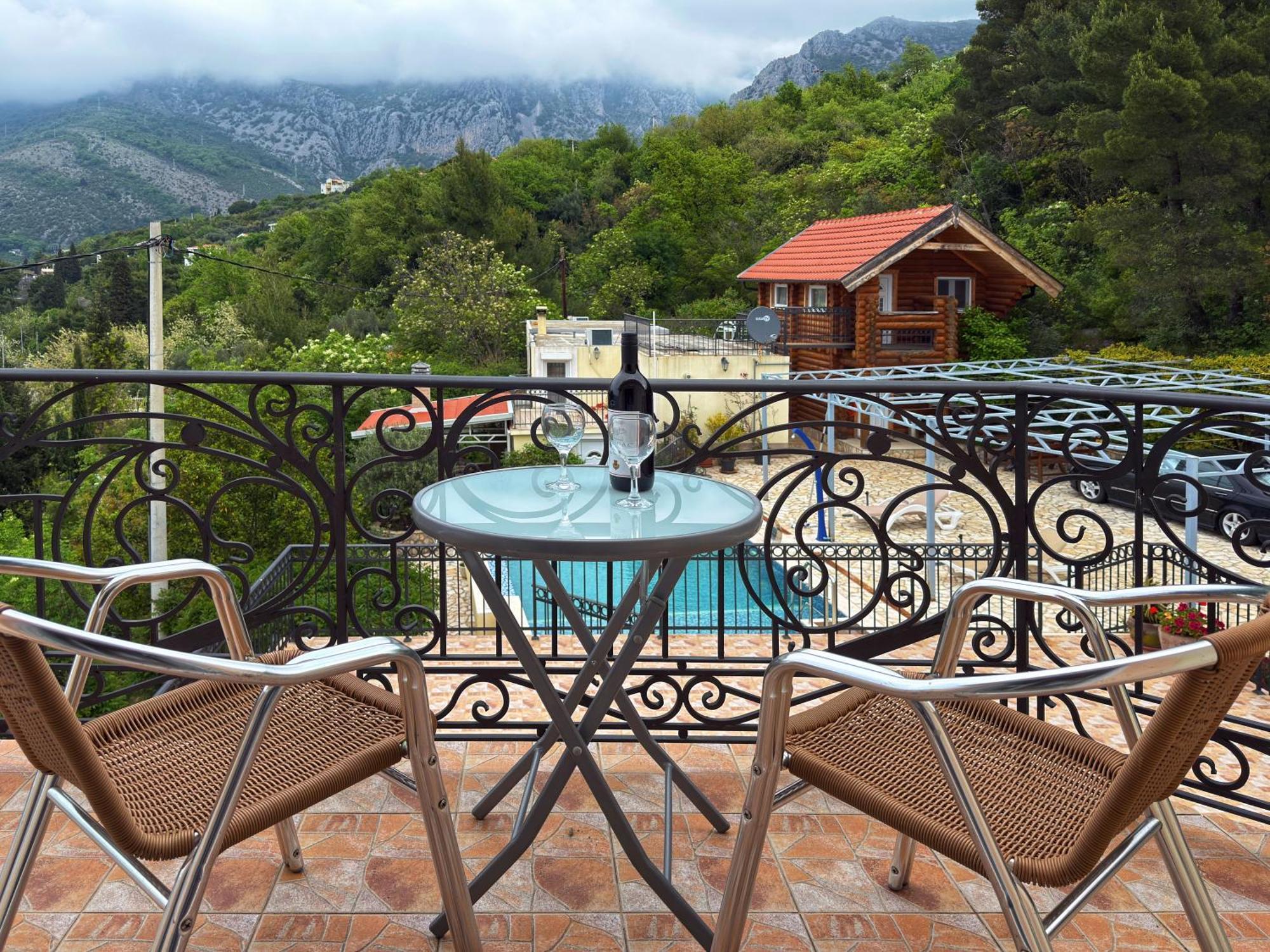Vila Tara Сутоморе Экстерьер фото