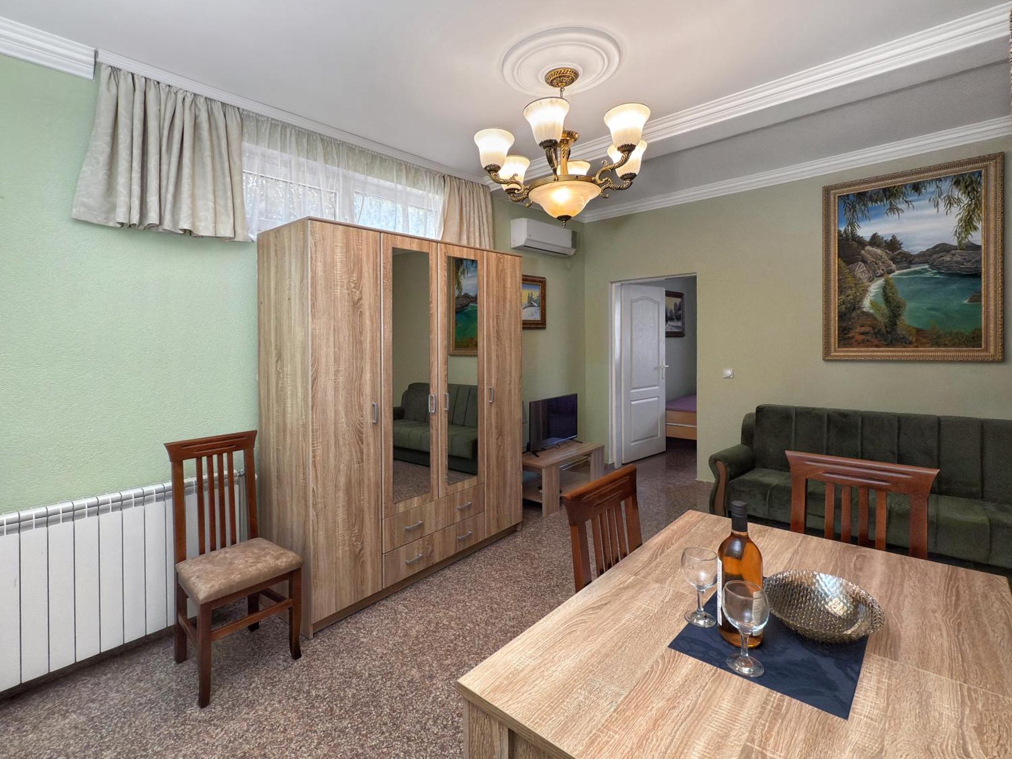 Vila Tara Сутоморе Экстерьер фото