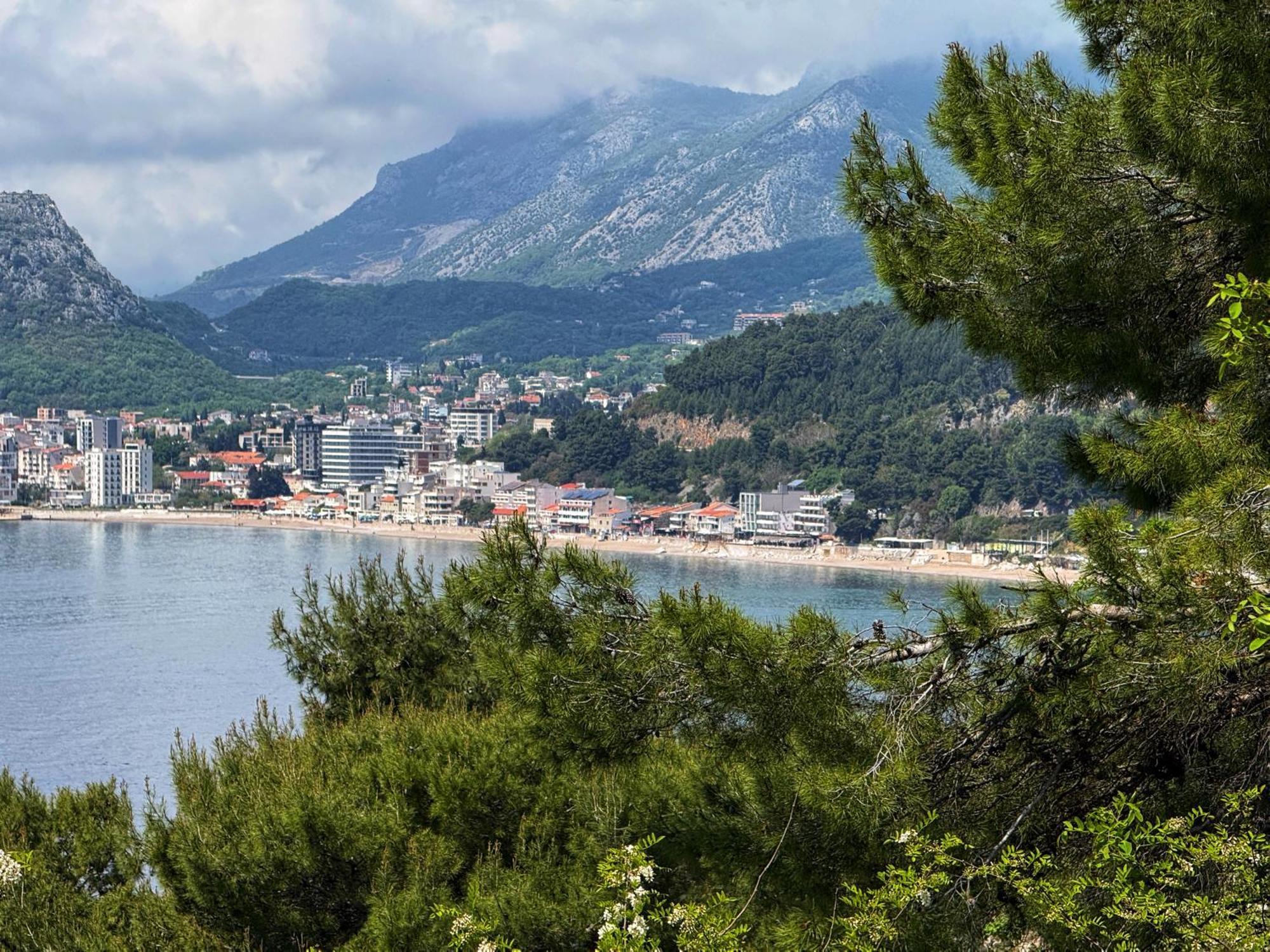 Vila Tara Сутоморе Экстерьер фото