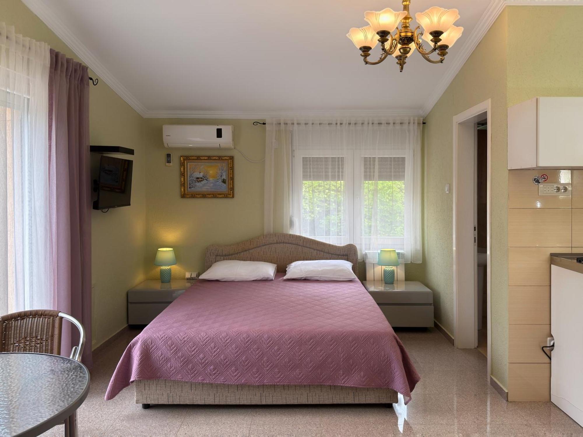 Vila Tara Сутоморе Экстерьер фото